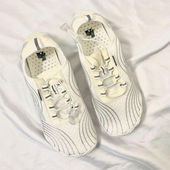 Source Unknown Other - NEW Bearfoot Clouders White barefoot shoes wide toe box flexible sole US 10 MENS